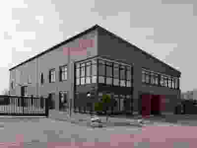 Bürogebäude & Industriehalle Hilgertshausen